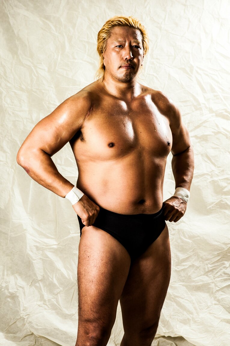 高山善廣のスタジオ写真