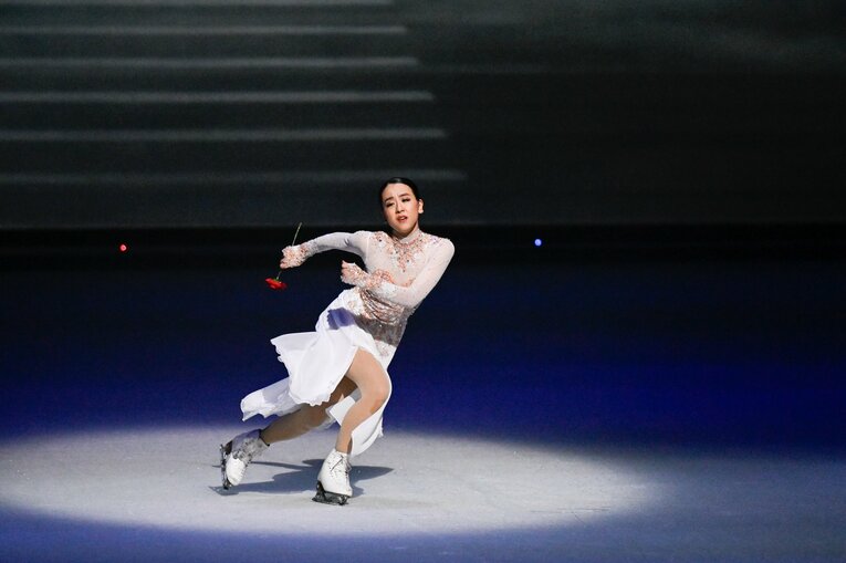 「母への永遠の愛を滑りたいな」浅田真央が明かすアイスショー『Everlasting33』に込めた“愛”「誰も見たことのない景色を届けたい」(30)