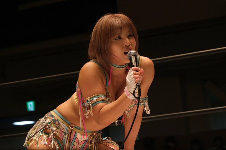 白川未奈＆マライア・メイvsMIRAI＆壮麗亜美　©Norihiro Hashimoto