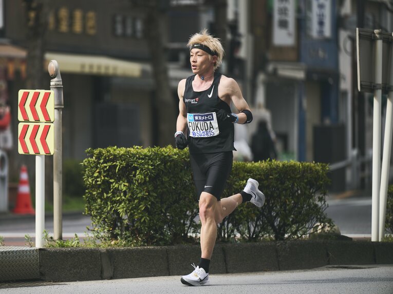 23年東京マラソンで力走する福田穣　©Yuki Suenaga