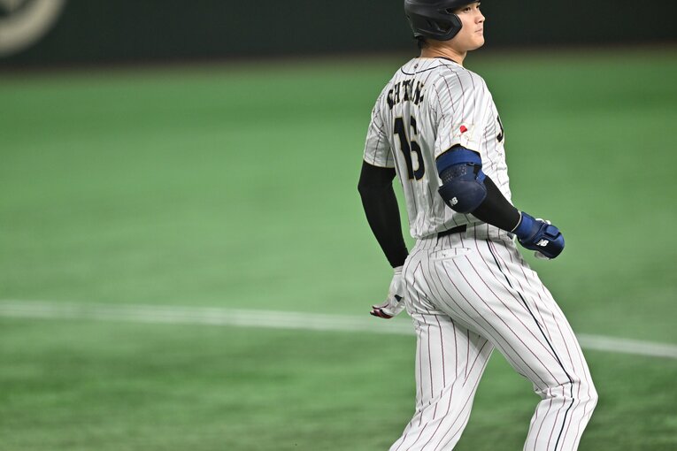 悪送球を誘い、一・三塁とチャンスを拡大した　©Naoya Sanuki