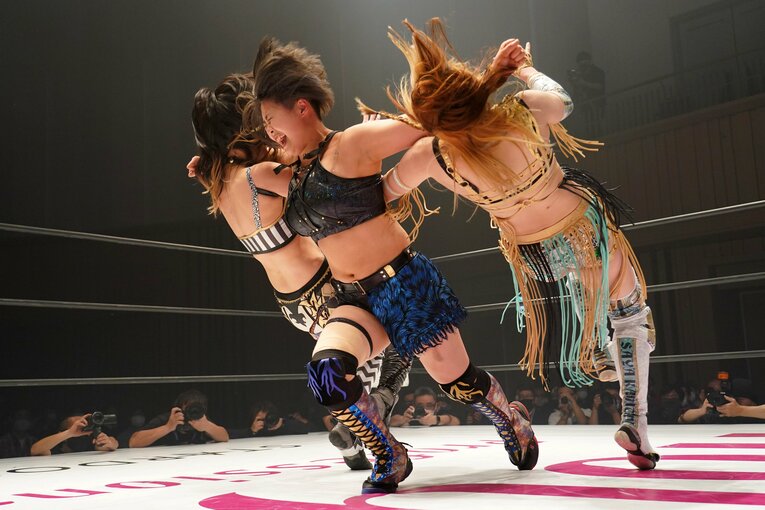 ジュリアから「金がとれる」と評されたMIRAIの豪快なラリアット