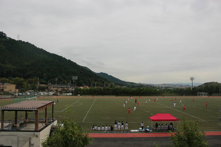 京都市伏見区の東山高校総合グラウンド　©Number Web