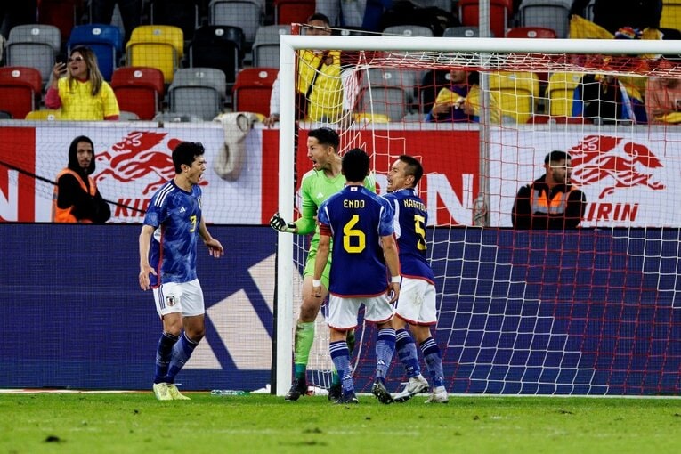 エクアドル戦、シュミット・ダニエルのPKストップ連続写真（6／6） ©Kiichi Matsumoto