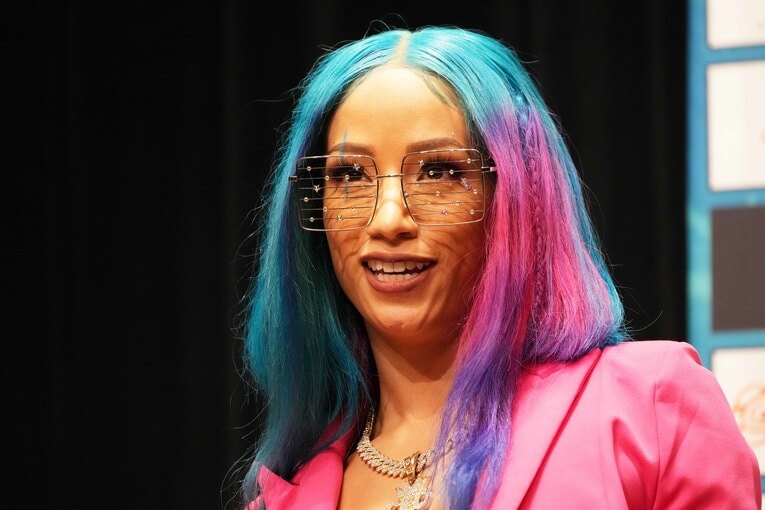 頭抜けた存在感を放つ元WWEのメルセデス・モネ