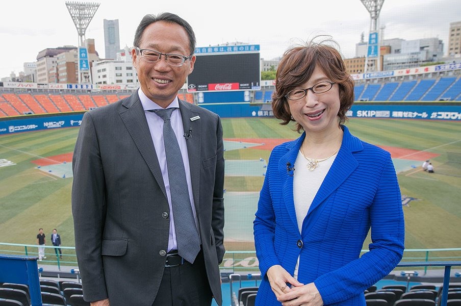 岡田武史と南場智子が語るスタジアムという場所の特権性とは。<Number Web> photograph by Ishizu Daisuke