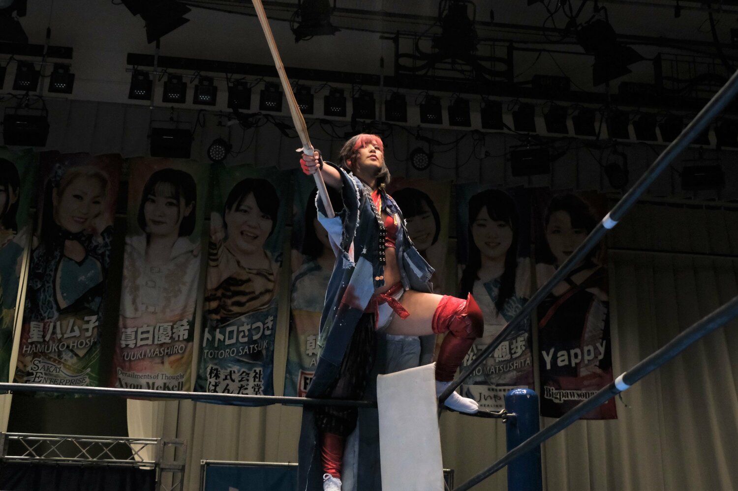 竹刀を持っての入場がトレードマーク