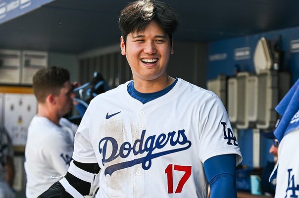 《大谷翔平31歳に》「オオタニは英語もスペイン語も話すから」キケもロバーツ監督も祝福ドジャースでの幸せ…長嶋茂雄は「何より体がいい」