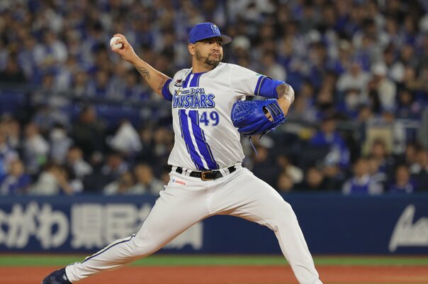 「日本で野球を終えてもいい、と」頼れる新リリーバー・DeNAルイーズは生真面目だけど実は…「気づくとブルペン捕手とイチャイチャしている(笑)」