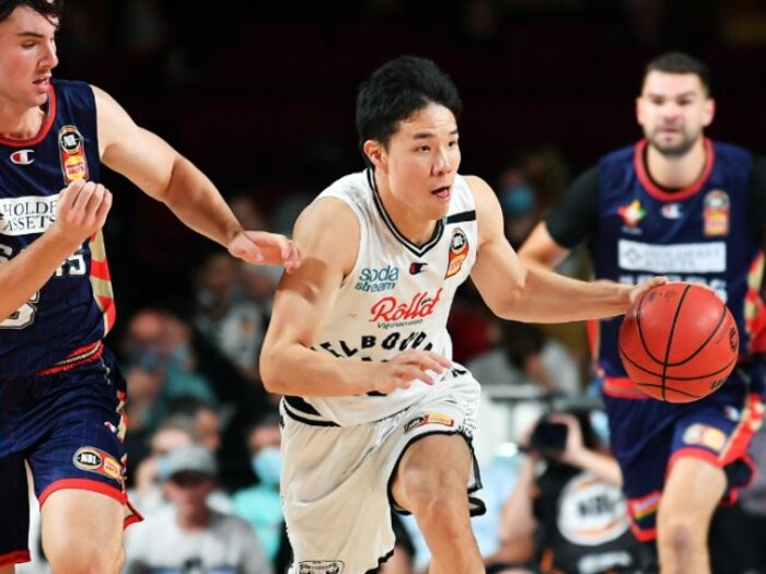 NBAを目指して豪州でプレー、25歳馬場雄大が渡邊雄太と語り合った「信じてやるしかない」の意味<Number Web> photograph by Getty Images
