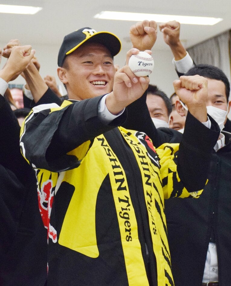 前阪神・森木大智もトライアウトを受けた。風間と同じ、2021年ドラフト1位 ©JIJI PRESS