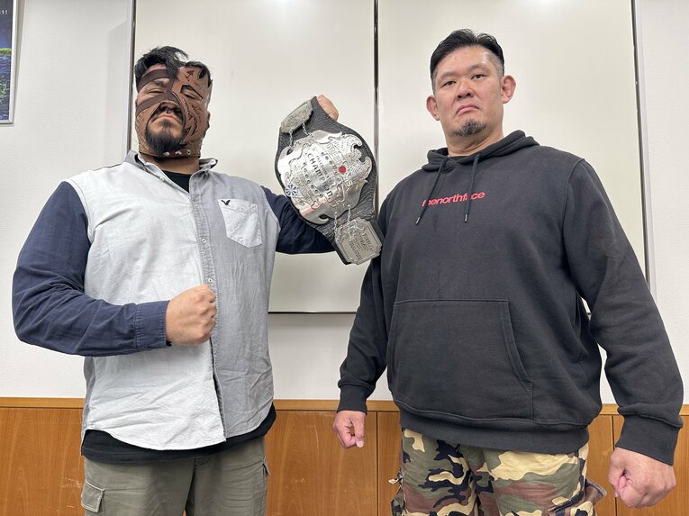 蛍光灯で殴り合い、大流血して…メキシコ人デスマッチファイター「もっと日本にいたい」ビオレント・ジャックの切実な思い「外国人がって…でも、ここがオレの家」(110)