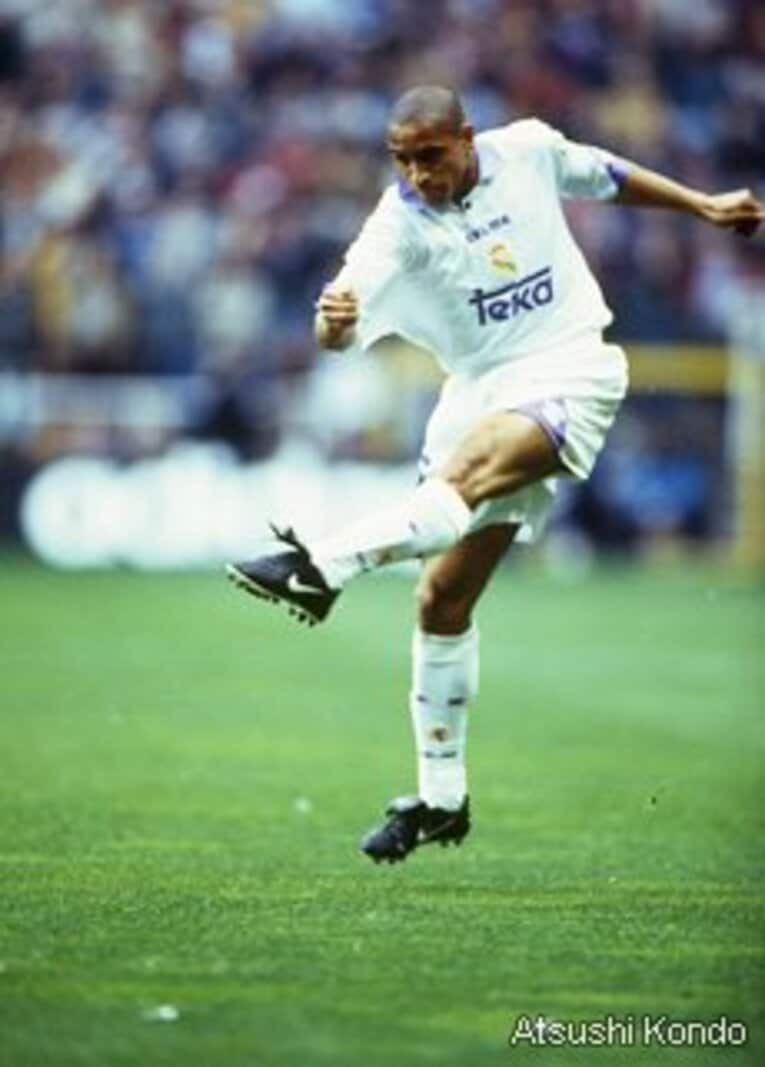 ＜銀河系以前のレアルを語る＞ ロベルト・カルロス 「歴史を変えた'98年の優勝」(3)