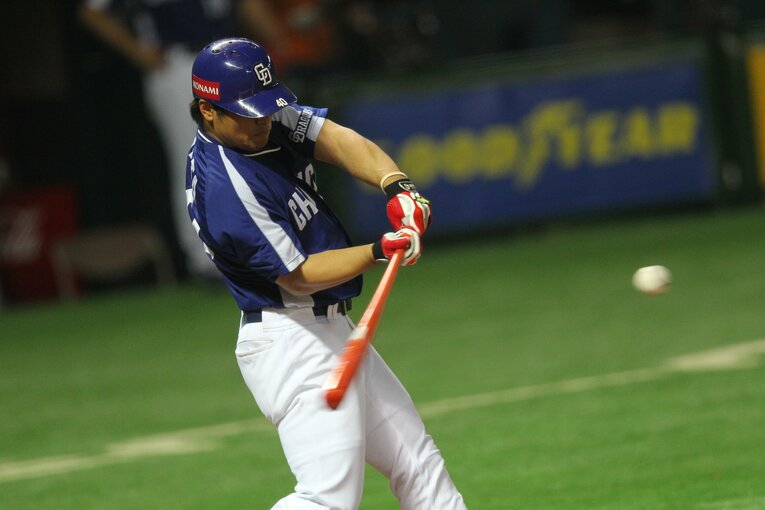 中日時代の平田良介　©BUNGEISHUNJU