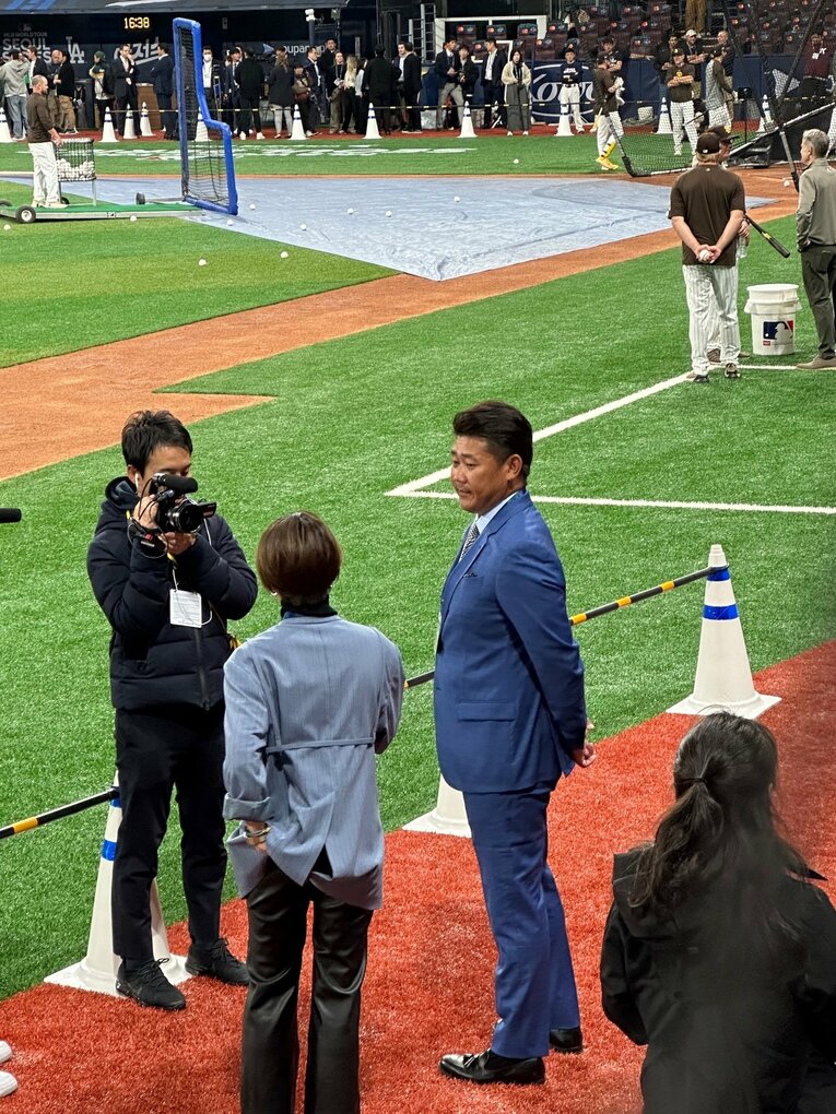 中継でやってきた松坂大輔さんを発見。大きいのですぐわかる