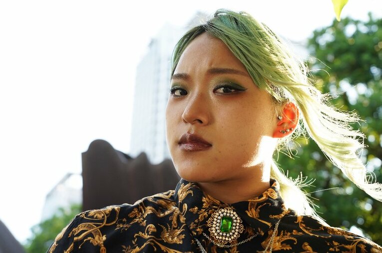 スターダムきっての肉体派レスラーとして活躍する飯田沙耶。身長145センチと小柄だが、持ち前のパワーと強烈な闘志で存在感を示している ／ photograph by Essei Hara