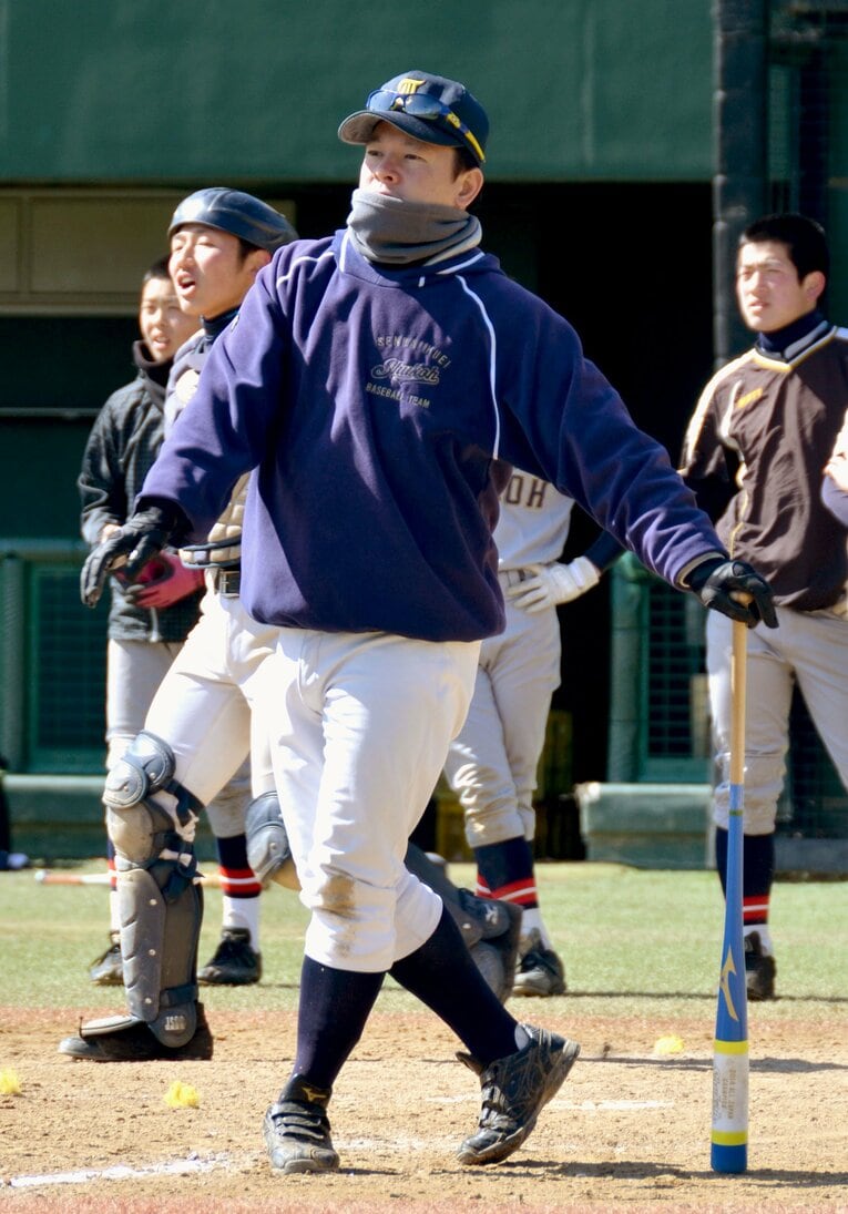 須江は青森・八戸大を卒業後、2006年に秀光中等教育学校の野球部監督に就任。10年以上中学生の指導を続けた　©KYODO