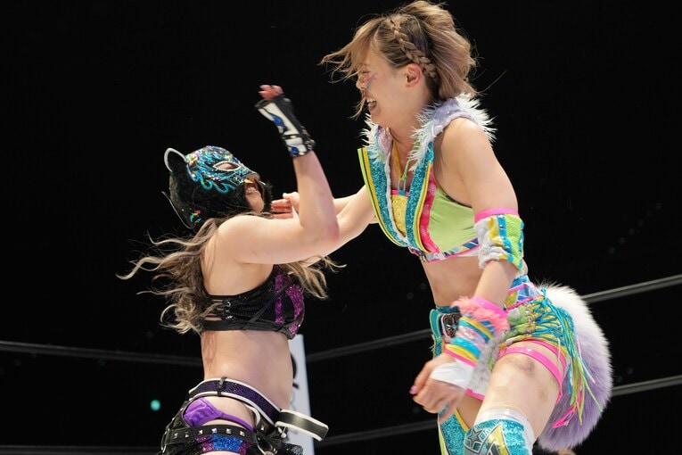 チョップで応戦するキッド