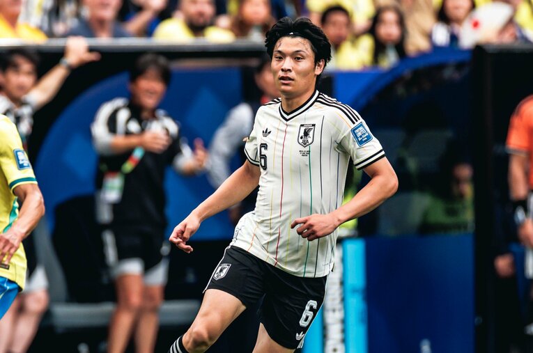 ブラジルに押し込まれた状況でW杯初出場の町野修斗を投入。佐藤寿人氏は交代策をどう見たのか？ ／ photograph by Kiichi Matsumoto/JMPA