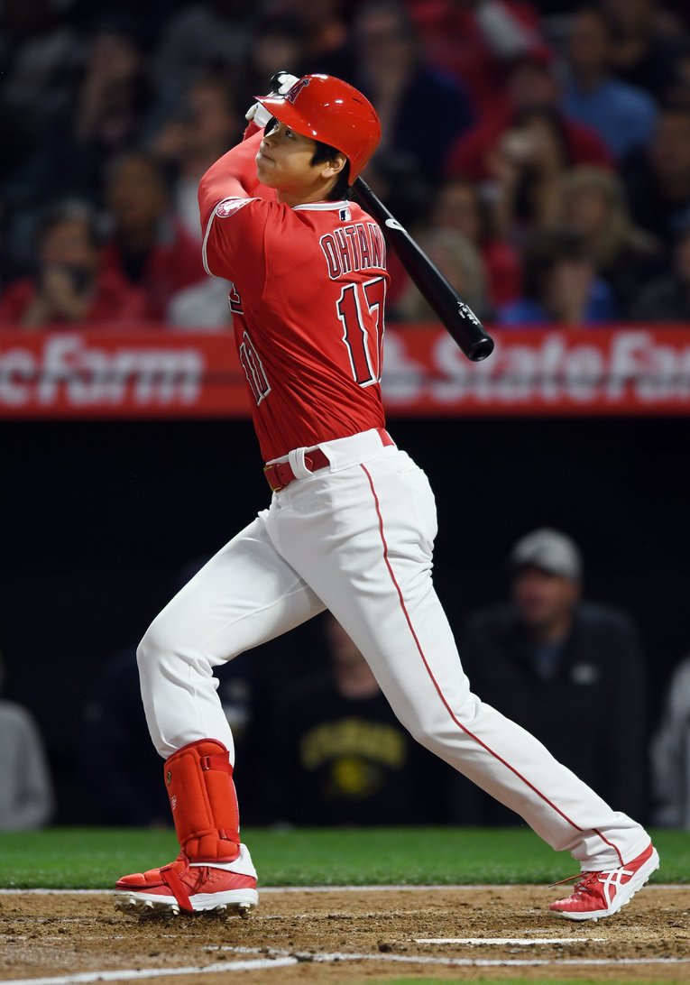 2018年4月3日、メジャー初本塁打を放った大谷(C)Getty Images
