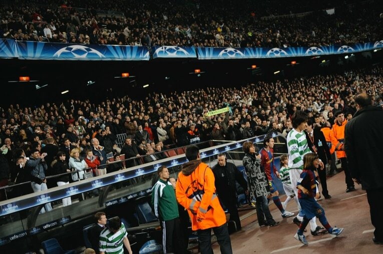 CLバルサ戦での中村俊輔　©Takuya Sugiyama