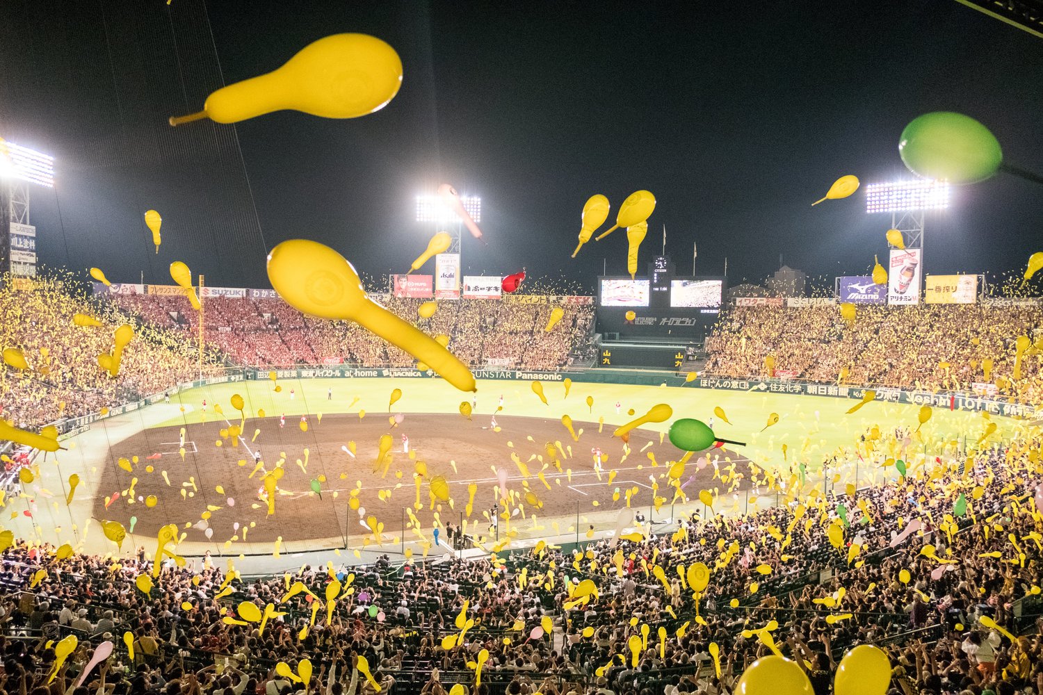 甲子園などには屋外球場だからこその天気の面白さがある（2017年撮影）©Nanae Suzuki