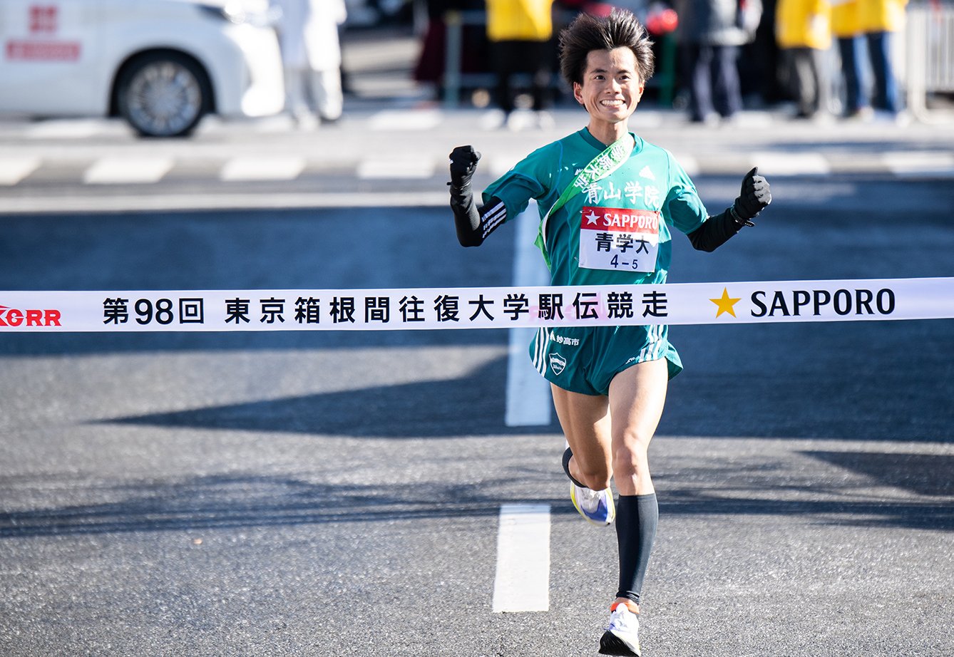 箱根駅伝4連覇を目指す 先輩だろうと 負けるのは嫌 区間新 ごぼう抜きの新星や大エースは何を考え 大舞台を駆けたのか 駅伝 Number Web ナンバー