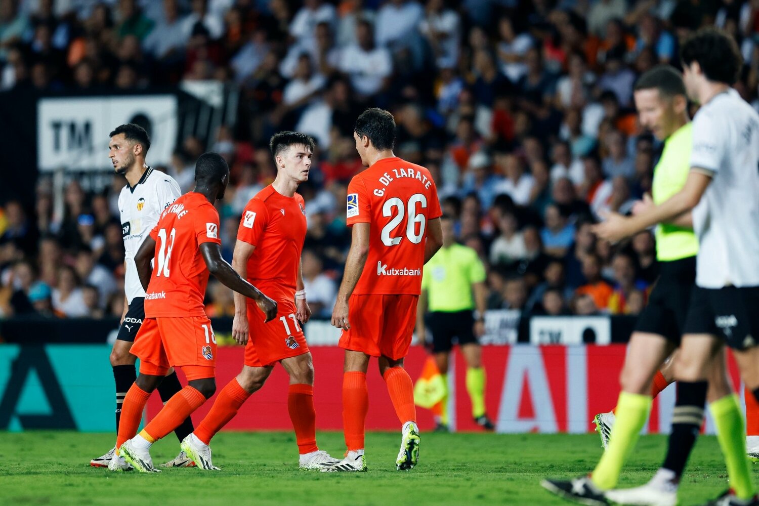 先制ゴールに喜ぶザラテらソシエダイレブン