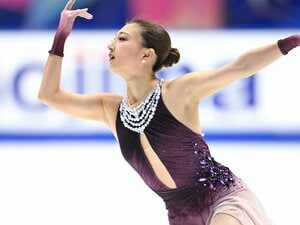 「人生経験が足りない」ラストイヤーの坂本花織（25歳）にじつはあった反対意見「いやー、そりゃ負けたくない」“浅田真央に並んだ”NHK杯優勝の舞台裏