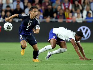 アメリカ戦で「痛い目にあった」日本代表・長友佑都39歳はもう厳しいのか？ 急造3バックで持ち味出せず「これだとメンバーにも入れない」