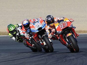 MotoGP6年目で5回の年間王者に。“転倒王”マルケスが最強の理由。＜Number Web＞ photograph by Satoshi Endo