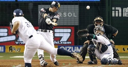 長谷川勇也を徹底解剖 - Number Web - ナンバー 長谷川勇也を徹底解剖 - Number Web - ナンバー
