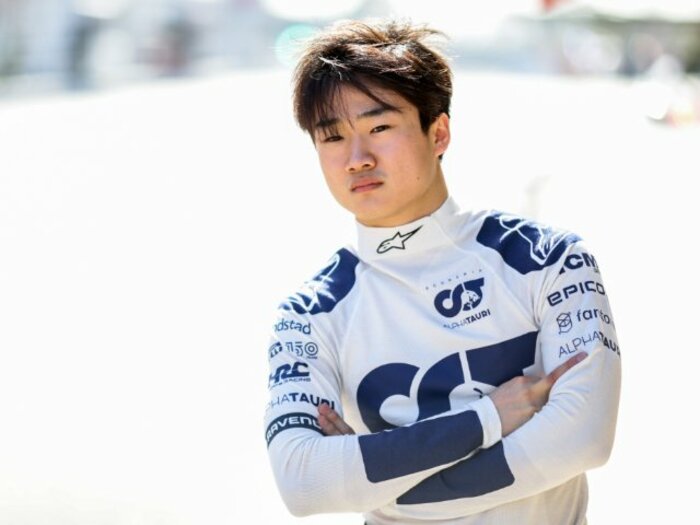 「どん底を味わった」「もっと自分を信じていい」F1ルーキーの角田裕毅がレース人生最大の挫折を乗り越えた“ルーティーン”とは＜Number Web＞ photograph by Getty Images / Red Bull Content Pool