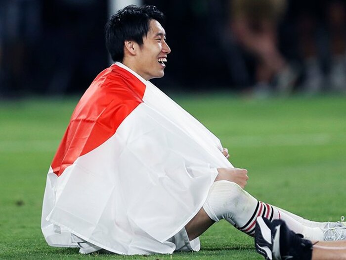 「カマダはリーダー格」「やせ細った印象は消え…」監督・ドイツ紙ベタボメ “43億円の男”鎌田大地がW杯前に見せた“90％の新境地”＜Number Web＞ photograph by Daisuke Nakashima