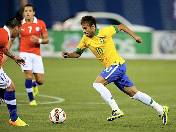 ネイマールは「主役」でこそ輝く。“メッシシステム”の鎖は解かれた！＜Number Web＞ photograph by Getty Images