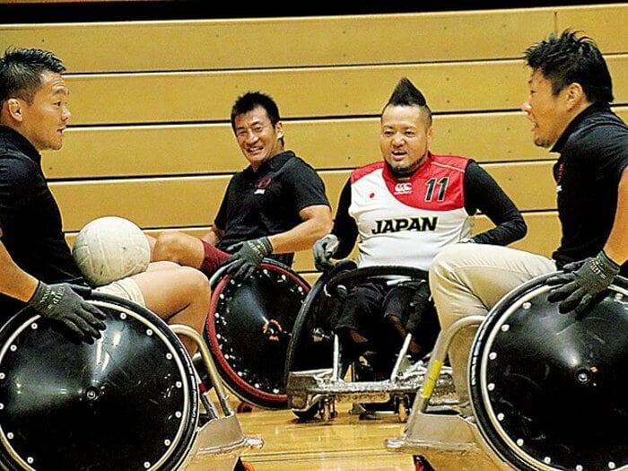 トップ選手の激励を受けたウィルチェアー日本代表。～車いすラグビーの魅力をトップリーガーが語る～＜Number Web＞ photograph by Nobuhiko Otomo