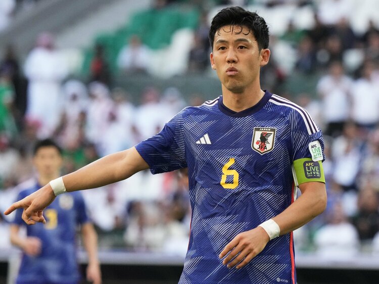 日本代表　遠藤航　L 遠藤 航選手 経歴・一言インタビュー | サッカーワールドカップ