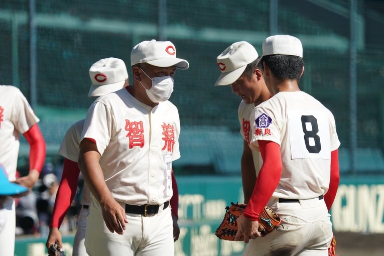 小坂将商監督　©︎Hideki Sugiyama