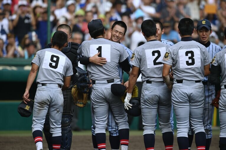 小笠原慎之介17歳、甲子園で　©︎Hideki Sugiyama