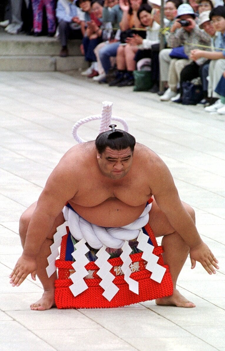 1999年5月、元横綱・武蔵丸の初の土俵入り　©Getty Images