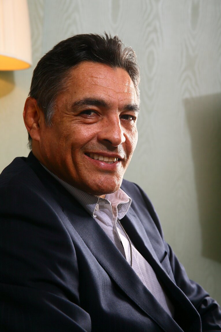 インタビューに応じるヒクソン（2014年）　©Susumu Nagao