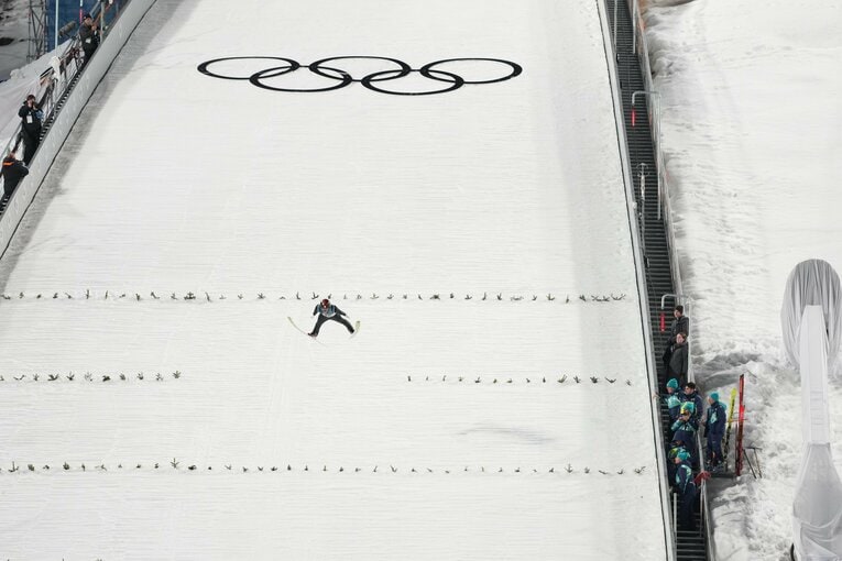 男子ノーマルヒルの2本目、二階堂蓮の大ジャンプ（2枚目／全10枚） ©Tutomu Kishimoto / JMPA