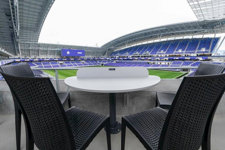 テーブルテラス　©S.FC