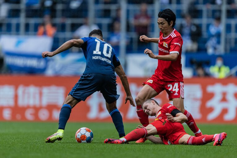 ブンデスでは「読み」の質にも磨きをかけている　©Getty Images