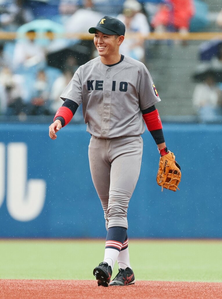 春の6大学リーグではベスト9に選ばれるなど活躍した慶大の清原正吾　©JIJI PRESS