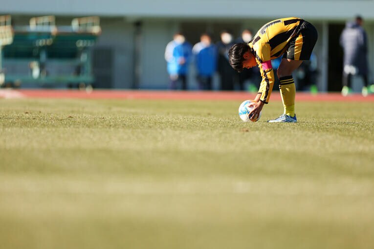 PK戦の末に敗れたが、「仲間との絆を感じた」と3年間を振り返ったキャプテン徳永　©︎Naoki Morita