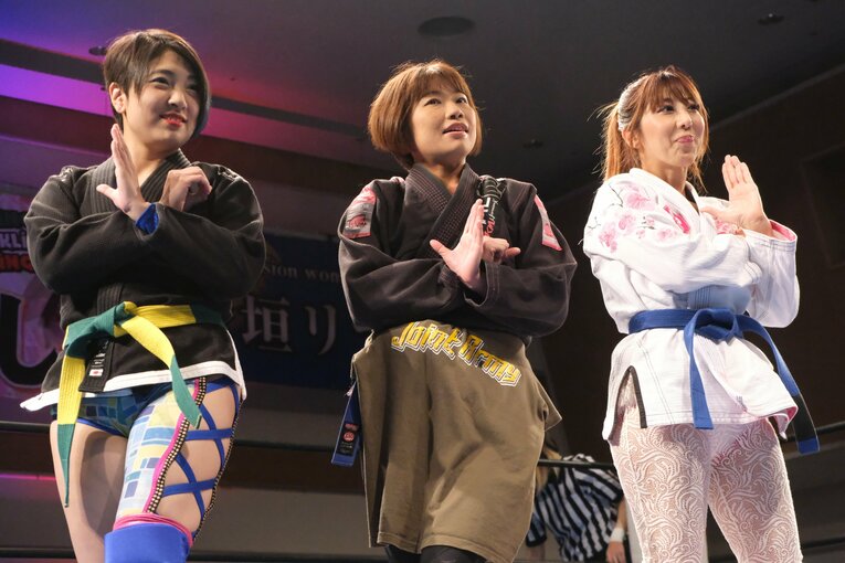 「女優vs交通情報のお姉さん」に18歳同士“意地の張り合い”対決も… 若手勢ぞろいの興行“ピースパ”に見る女子プロレスの未来(29)
