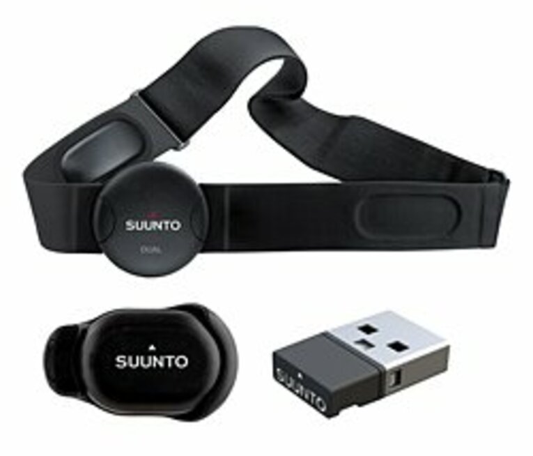 スント・クエストの「ランニングパック」に含まれるモノたち。心拍計測ベルト（上）、フットPODミニ（左下）、ムーヴスティックミニ（右下）  