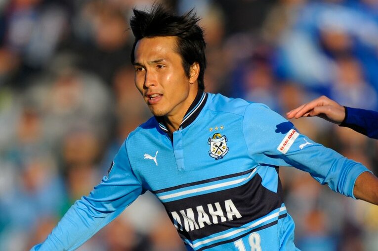 14日、現役引退を発表した前田遼一 ／ photograph by Toshiya Kondo