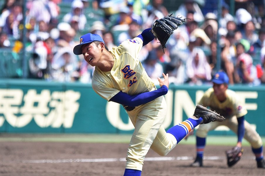 全力投球“しない”奥川恭伸の技術。彼の1球は他の投手の1球とは違う。<Number Web> photograph by Hideki Sugiyama